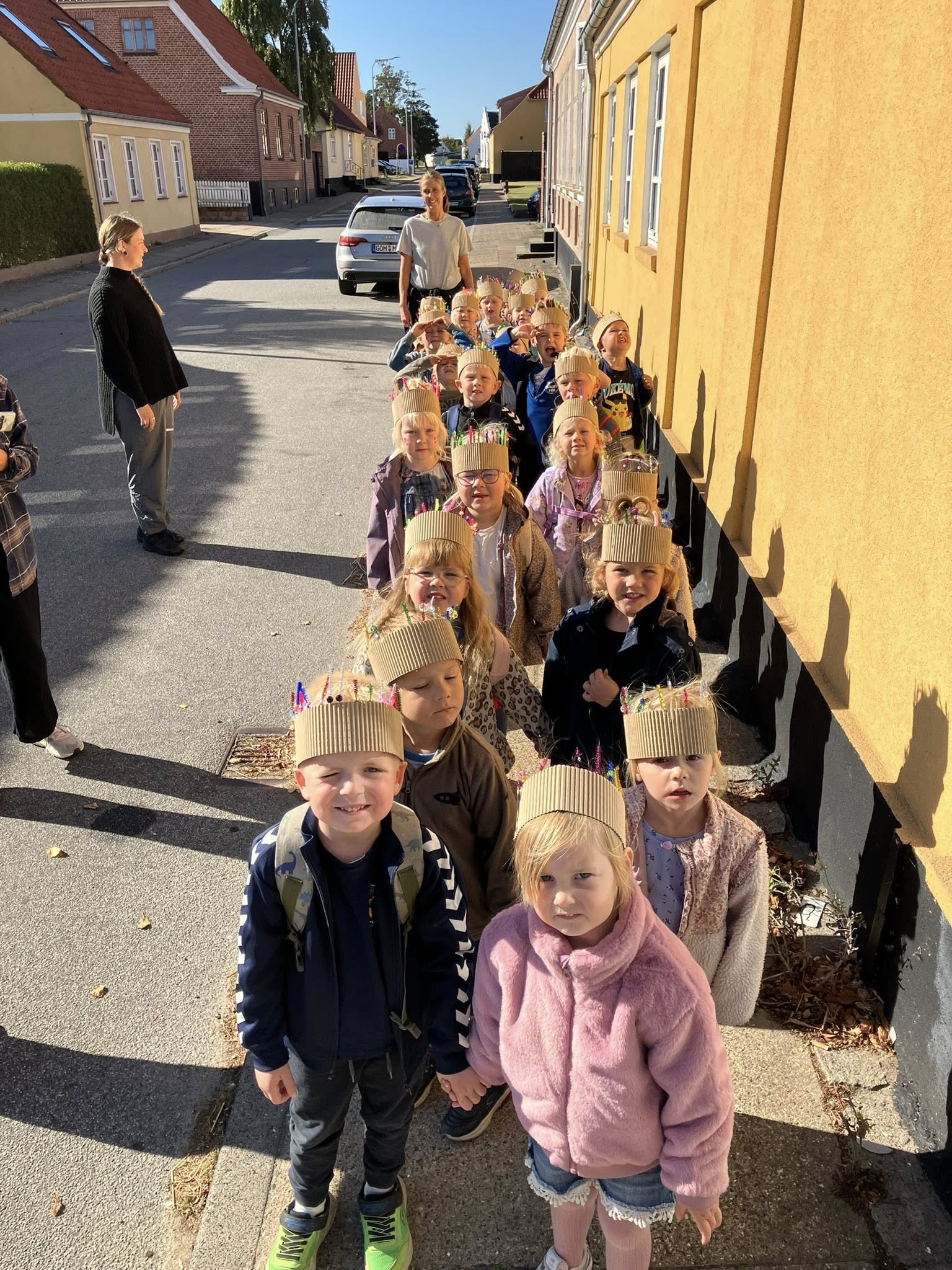Børn fra Idrætsbørnehaven Bispevang på tur i Sæby